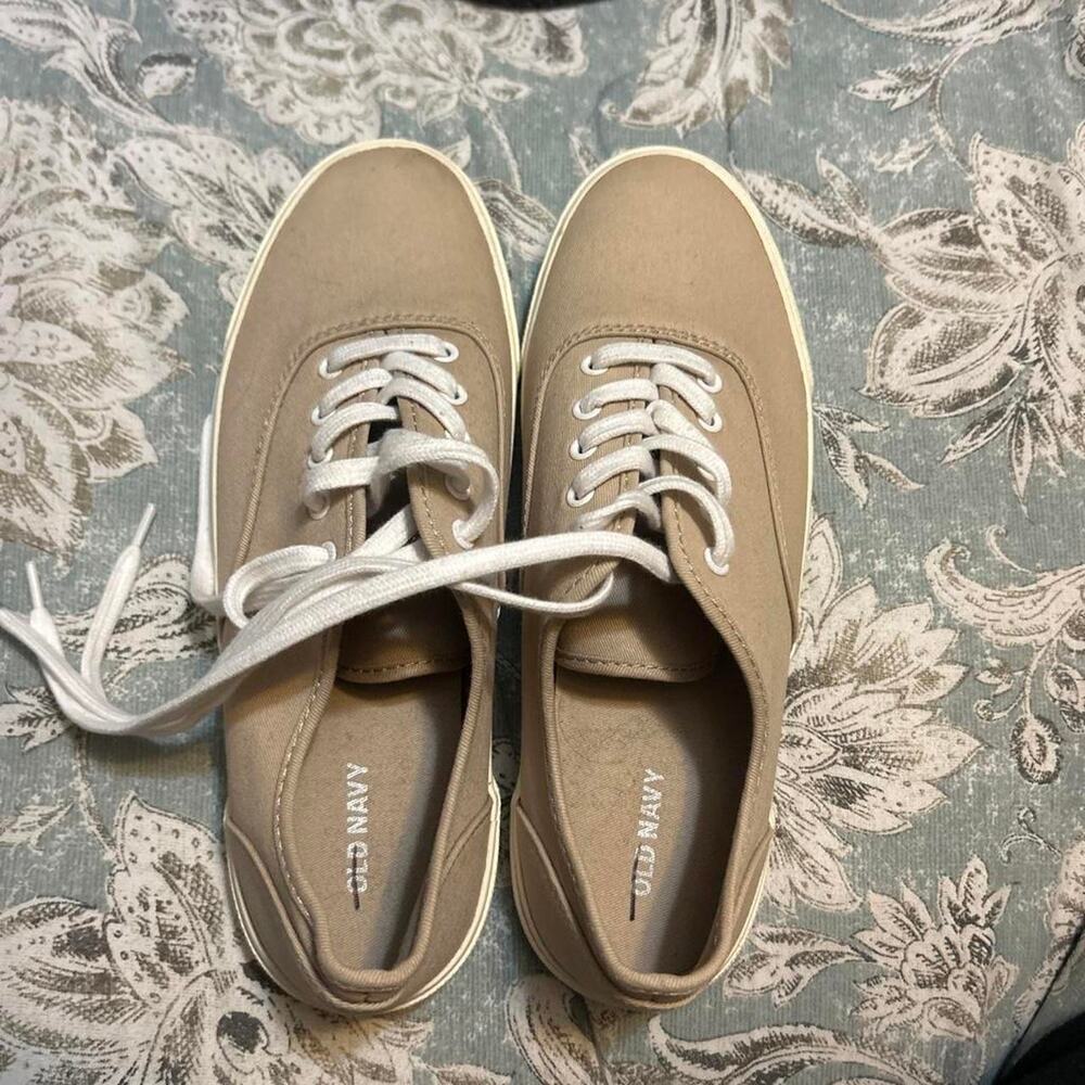 Old navy tan cream